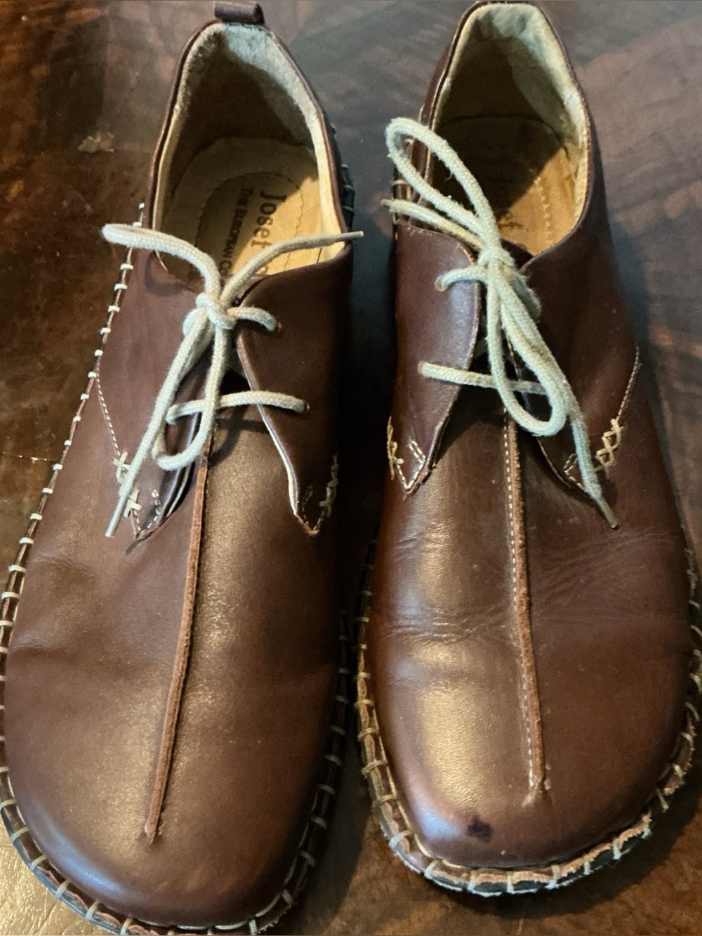 JOSEF SEIBEL LEATHER TIE SHOES